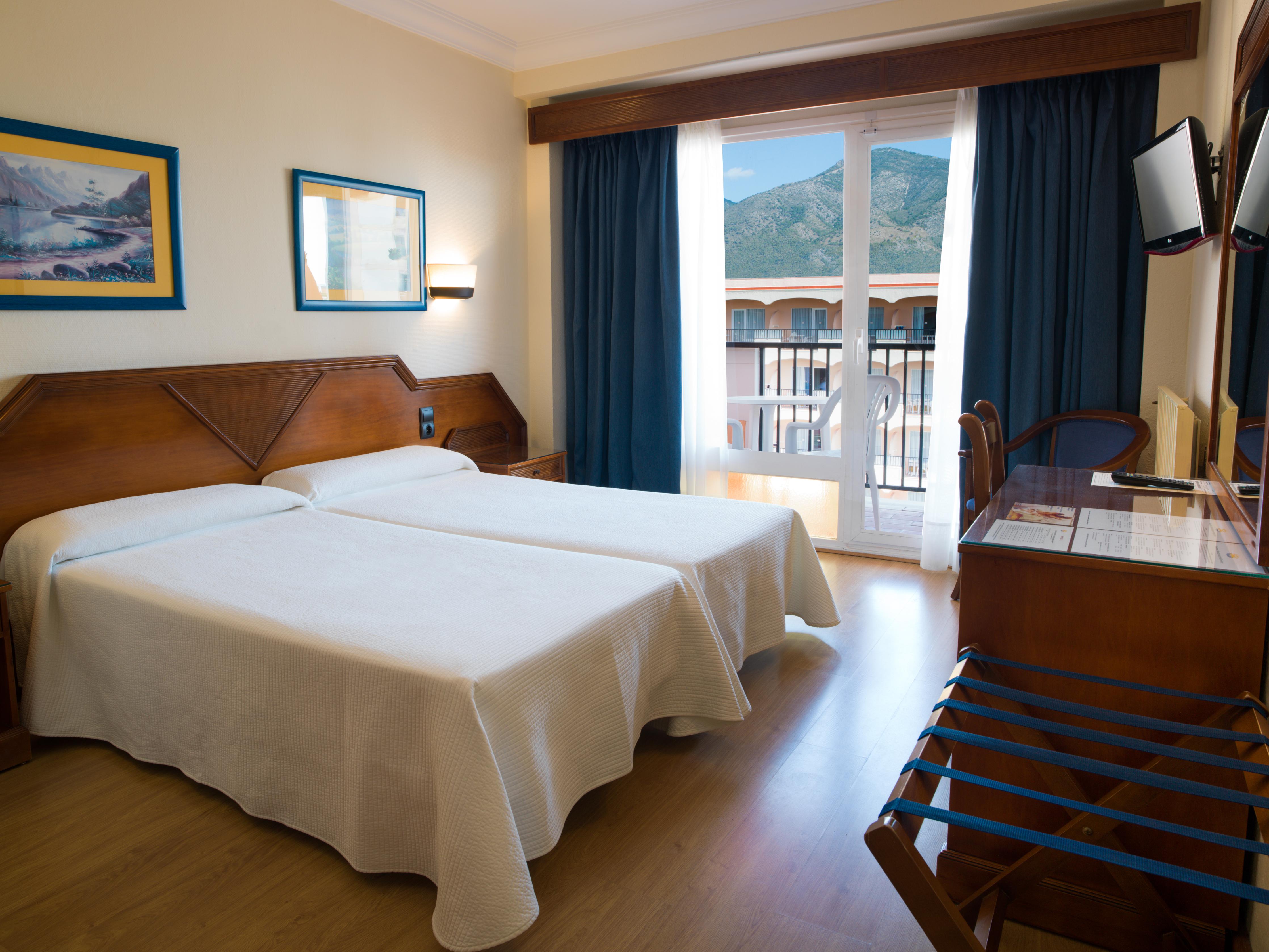 Hotel Monarque Fuengirola Park Bagian luar foto