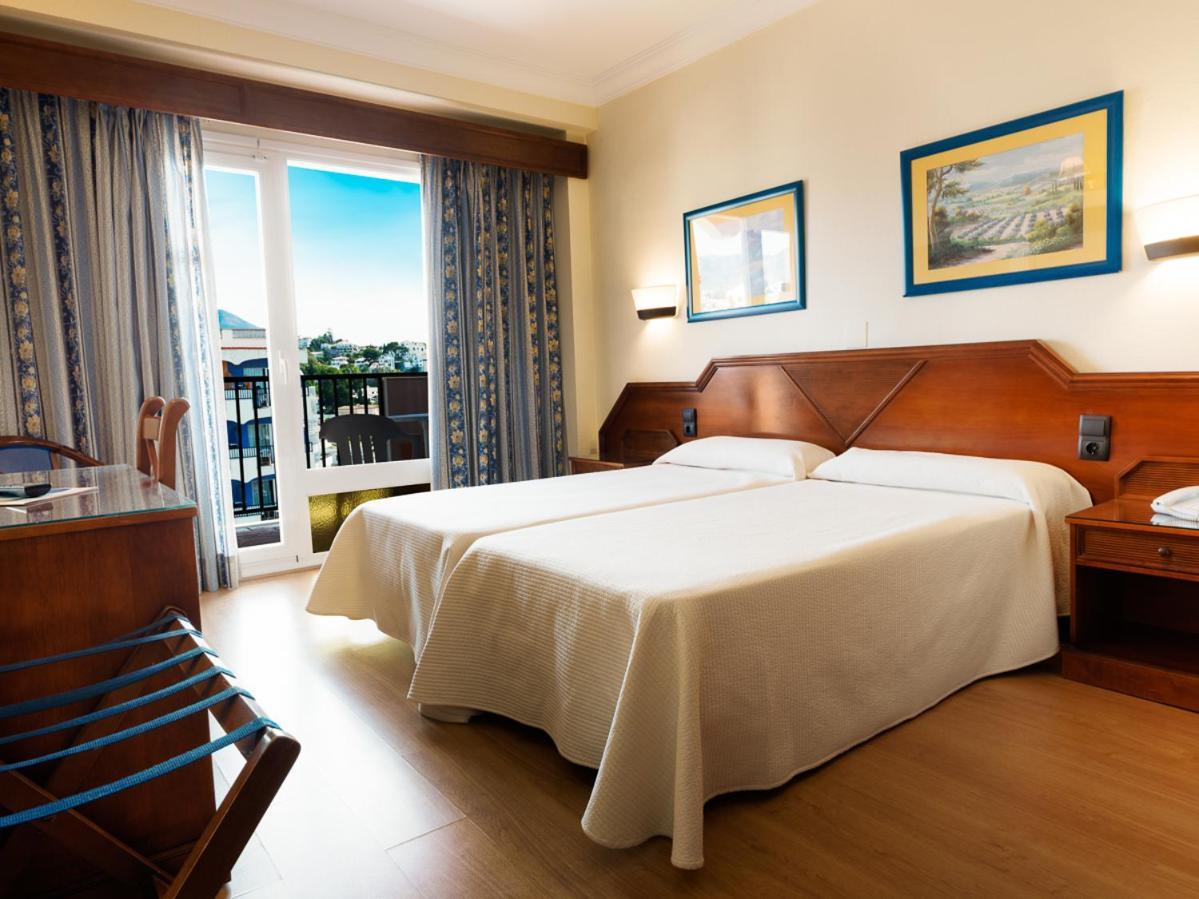 Hotel Monarque Fuengirola Park Bagian luar foto