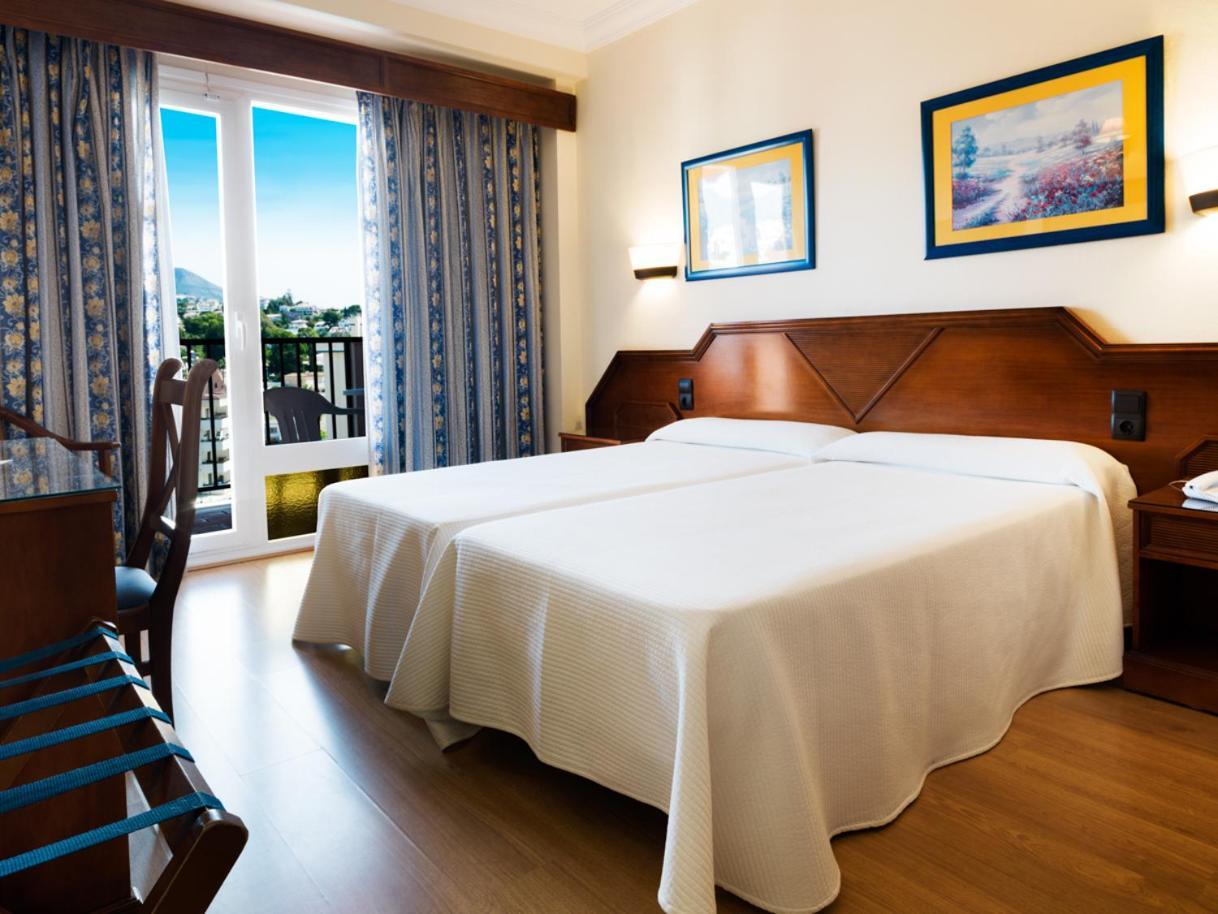 Hotel Monarque Fuengirola Park Bagian luar foto